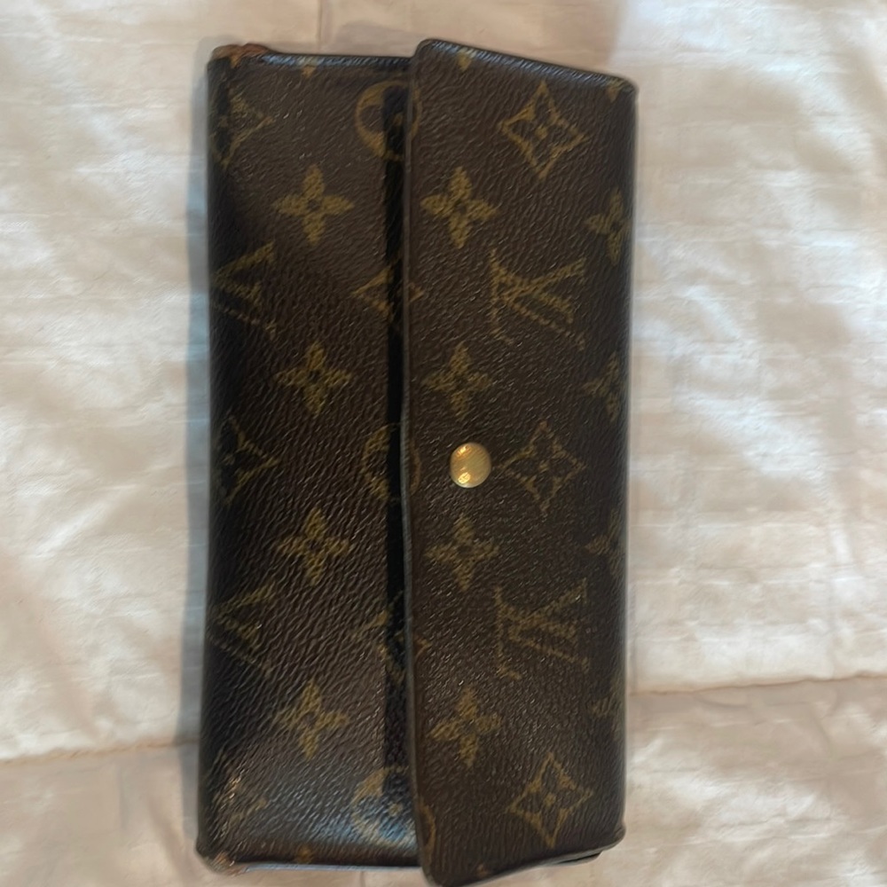Louis Vuitton Wallet, Authentic 💯
